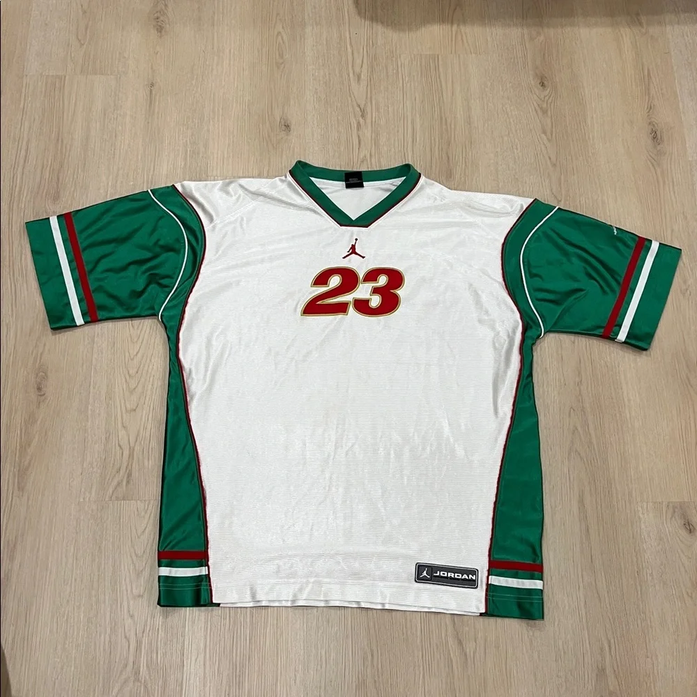 Vintage Jordan Large Green and White Jersey with Red Number